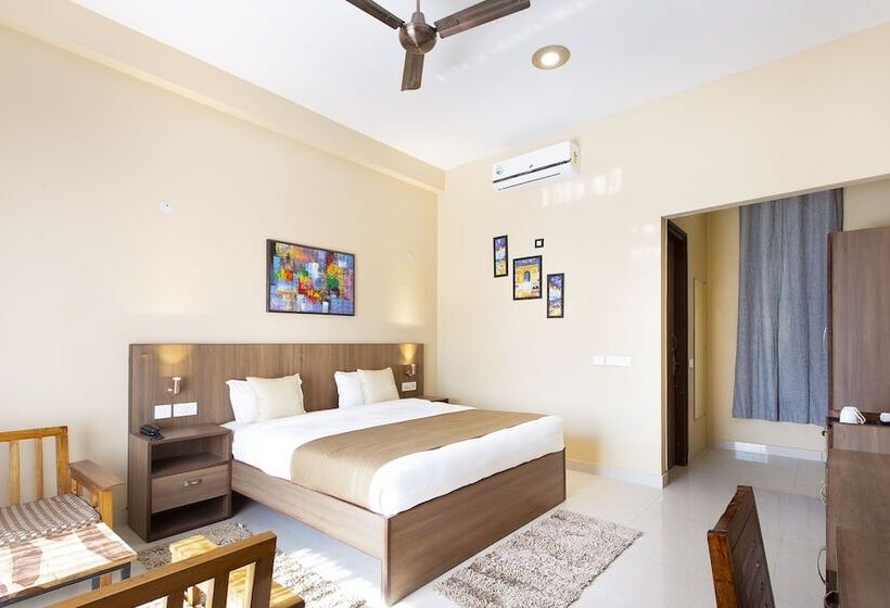 فندق River Valley Resort