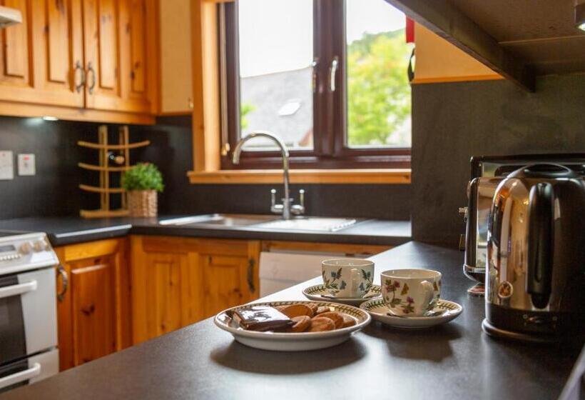 酒店 Scandinavian Village Ltd