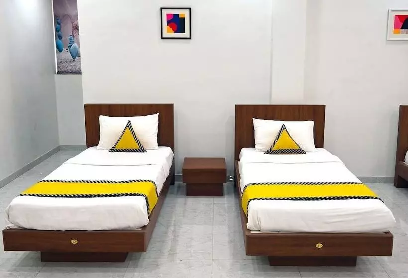 ホテル The Dorm Inn