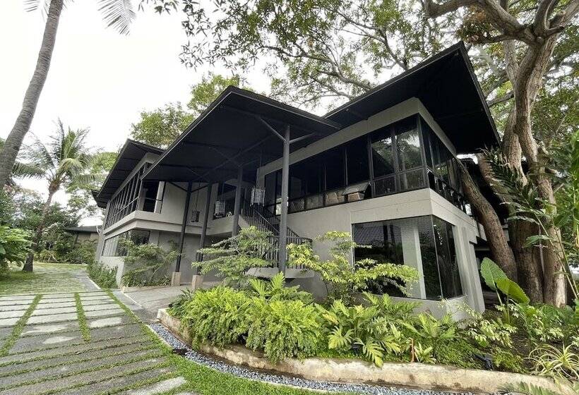 בית מלון כפרי The Henry Resort Dumaguete