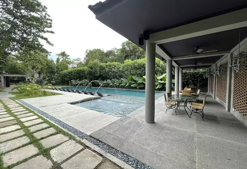 ホテル The Henry Resort Dumaguete