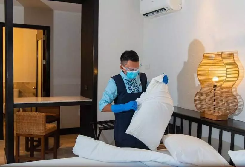 ホテル The Henry Resort Dumaguete