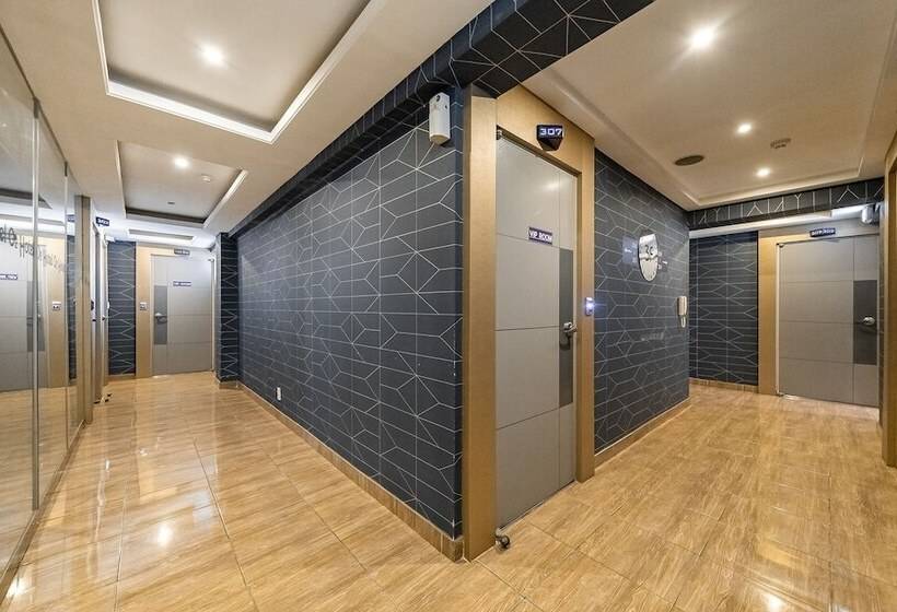 Motel Ansan Geongeondong O2