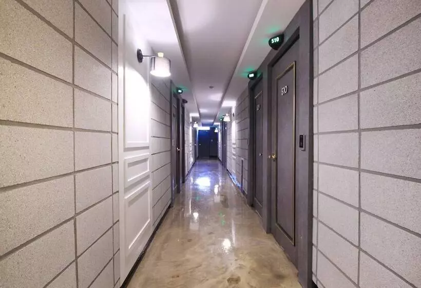 モーテル Gumi Wonpyeong Dong Hotel Khan