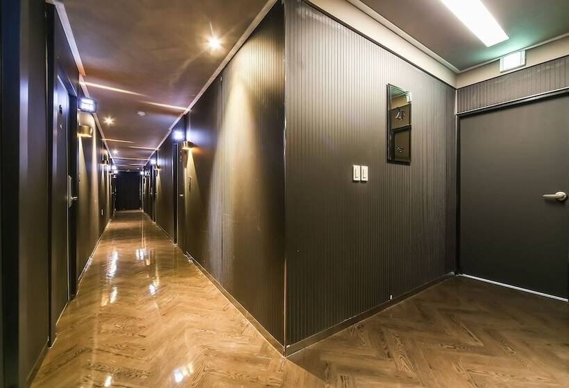 Motel Yeosu Hotel L Crane
