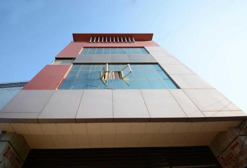 Oyo Flagship 29679 Hotel Umang Gg