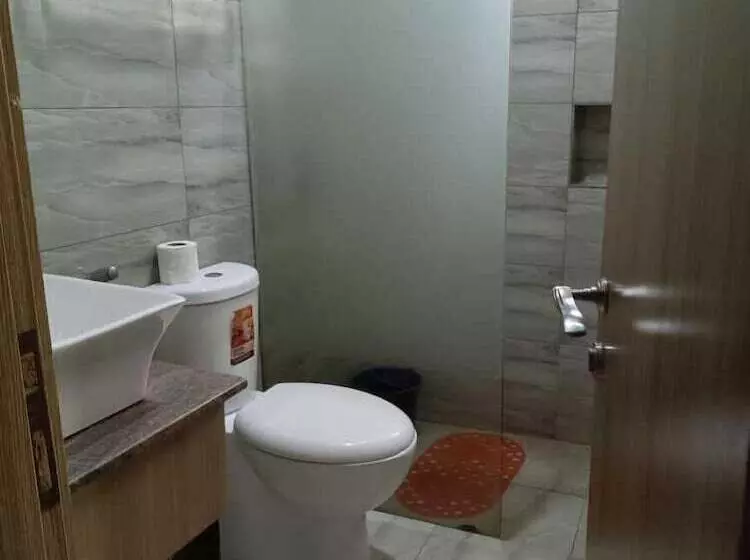 Eleventh House Hotel And Suites