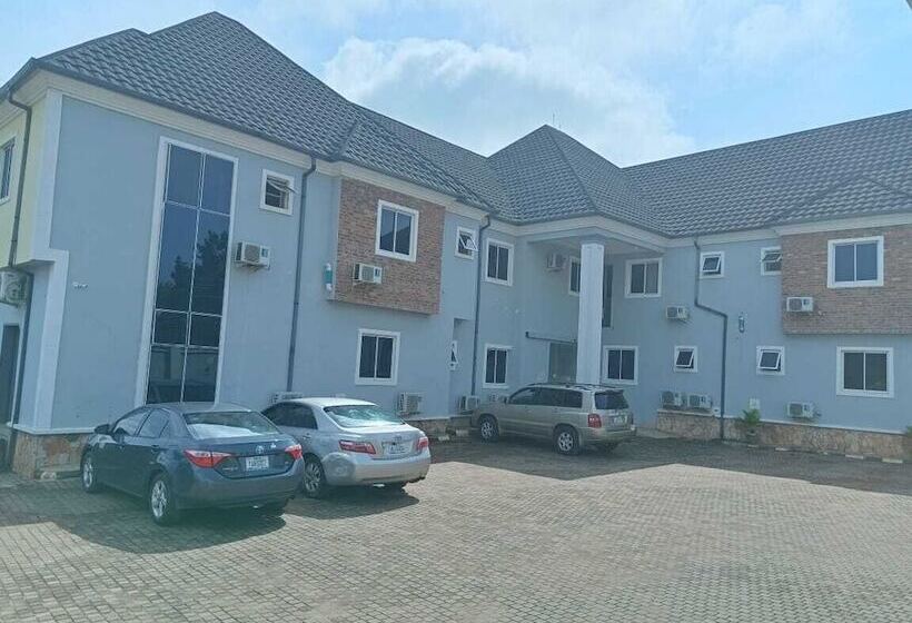 Eleventh House Hotel And Suites