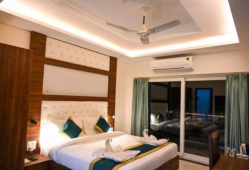 Hotel 7 Heaven