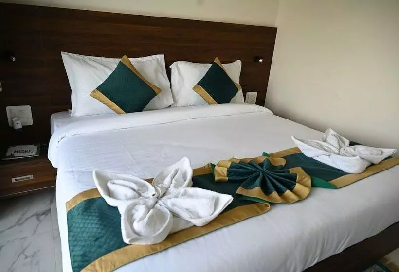 Hotel 7 Heaven