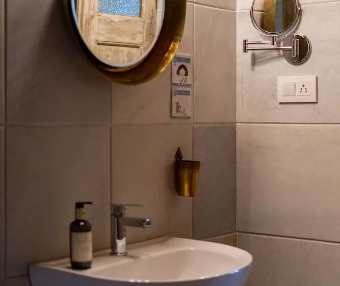 ホテル Kol Pol Mohalla Boutique