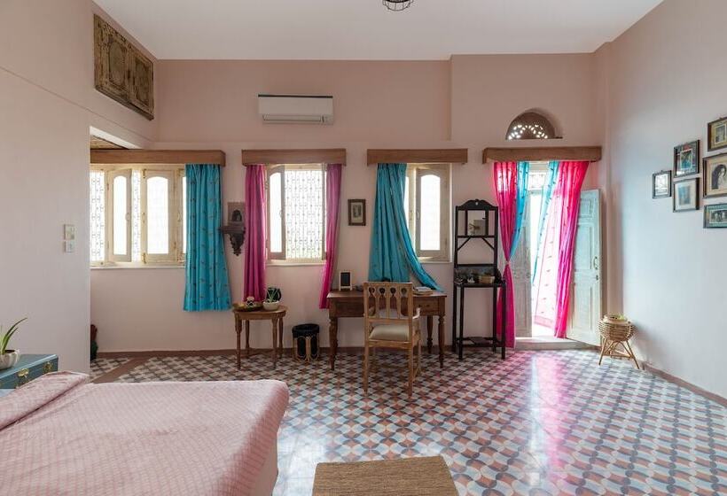 ホテル Kol Pol Mohalla Boutique