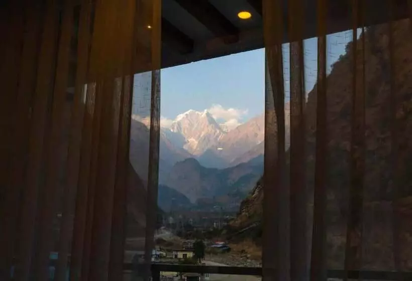 هتل Natural Spring Pvt.ltd