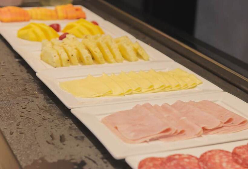 ホテル Porto Das Asas Park