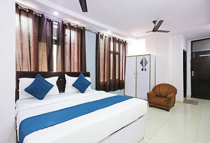 Hotelli Raaso Inn Laxminagar By Arrow