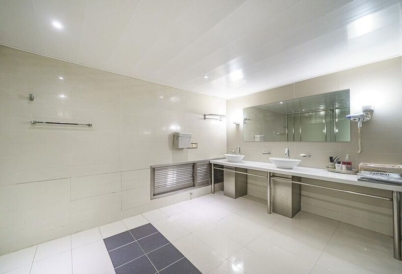 モーテル Byeongjeom Cinema