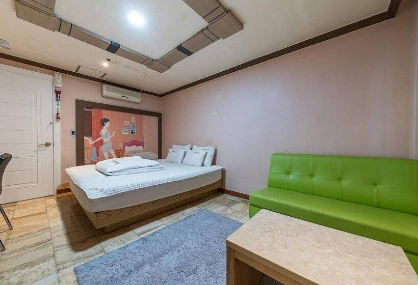 Motel Changwon Sangnamdong Cello