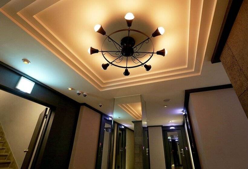 Motel Geumjeong 1004