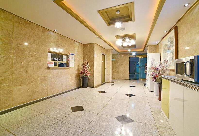 汽车旅馆  Yeosu Apple