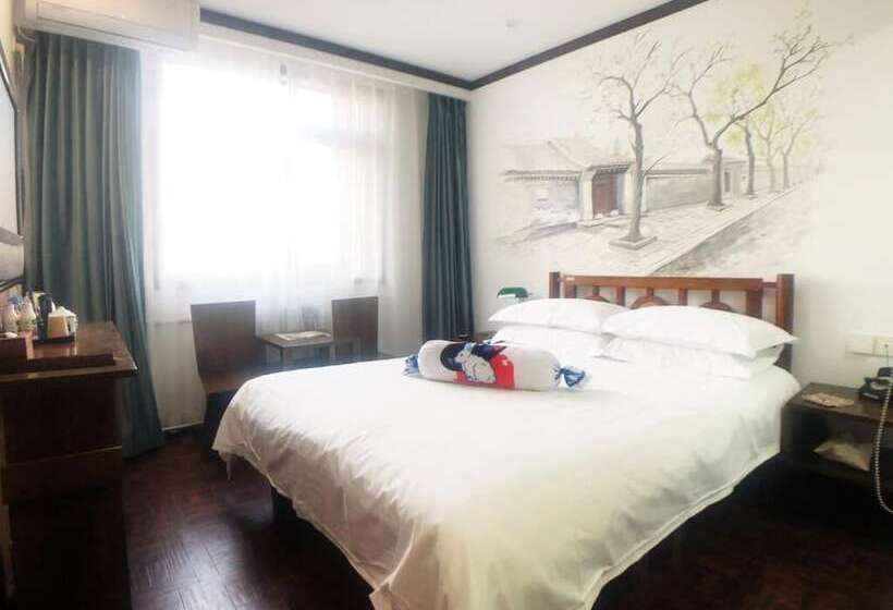 Nostalgia Hotel Beijing Yonghe Lama