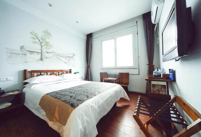Nostalgia Hotel Beijing Yonghe Lama
