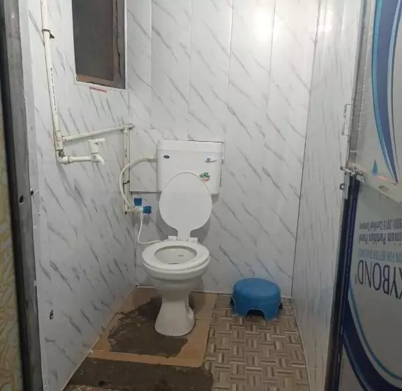 Majatalo Goroomgo Shree Anand Guest House Mathura