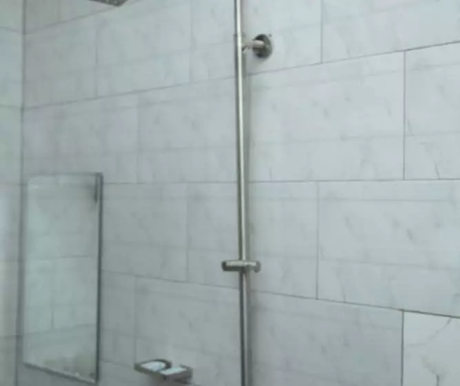 Aamiaismajoitus (B&B) Randa Cottages