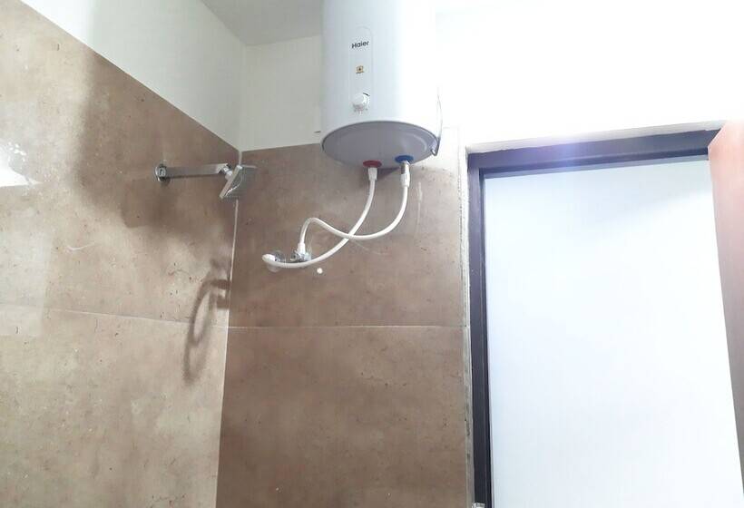 호텔 Abedrooms Budget Stay Thanjavur