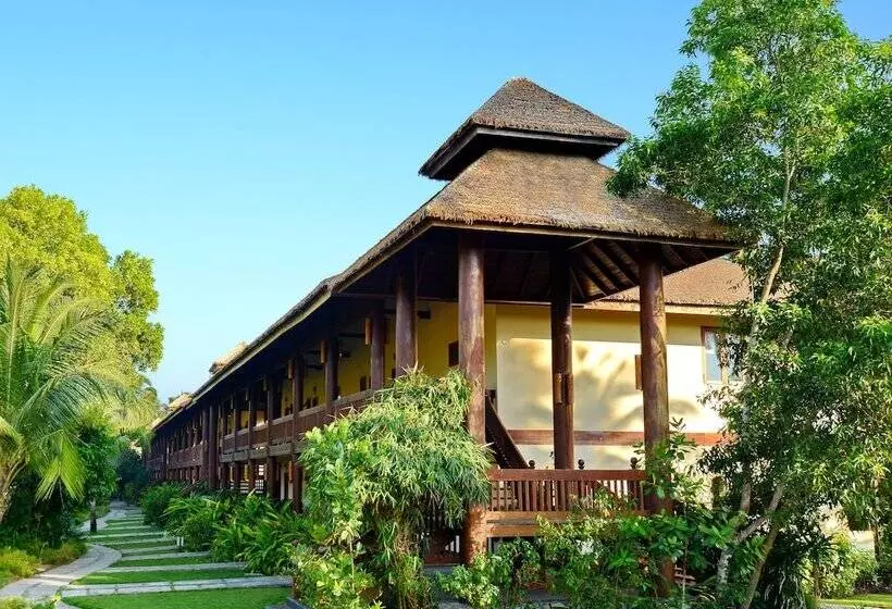 هتل One Myanmar Resort Ngwe Saung