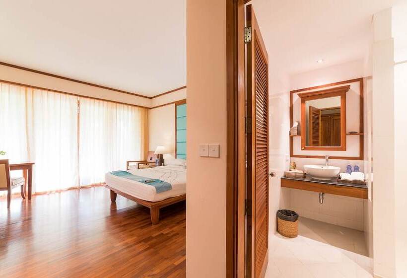 هتل One Myanmar Resort Ngwe Saung