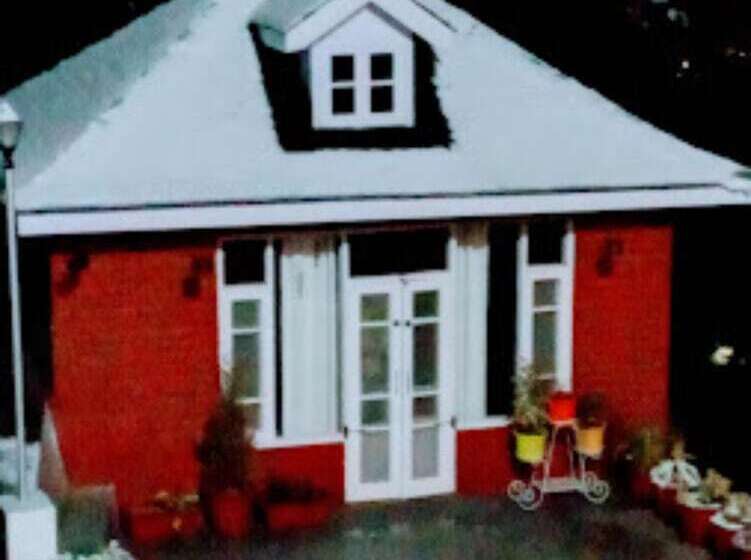 בית מלון כפרי Goroomgo Ms Shepheard Hills Resort