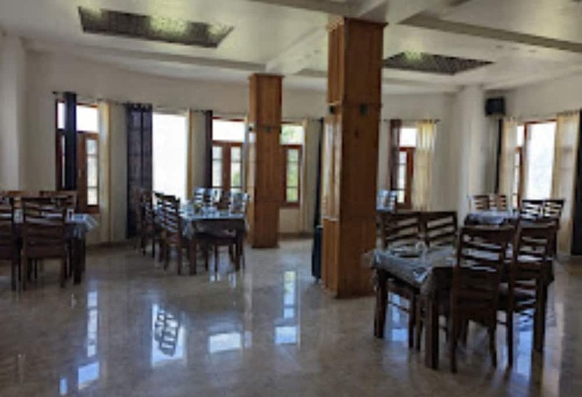 בית מלון כפרי Goroomgo Ms Shepheard Hills Resort