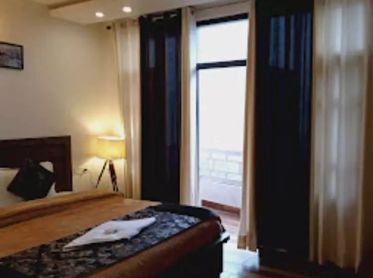 ホテル Goroomgo Ms Shepheard Hills Resort
