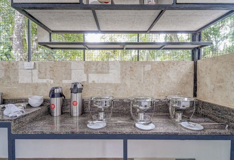 בית מלון כפרי Treebo Regalia Inn Civil Station