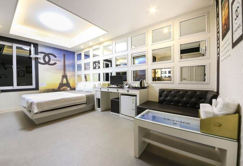 Motel Sacheon Island