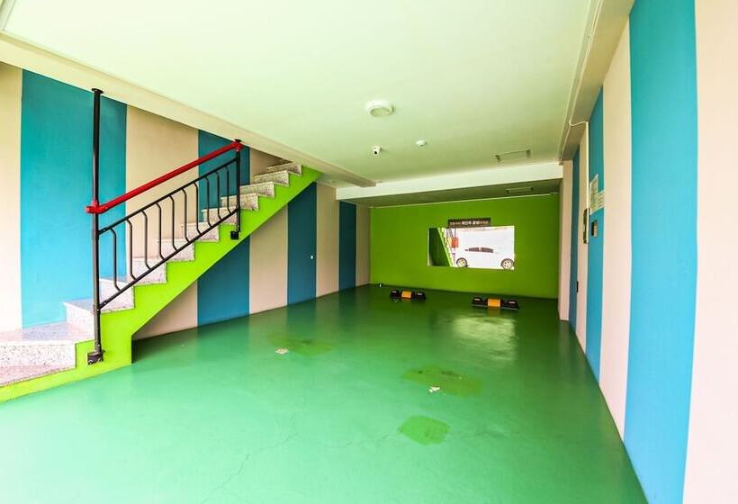 Motel Sacheon Island