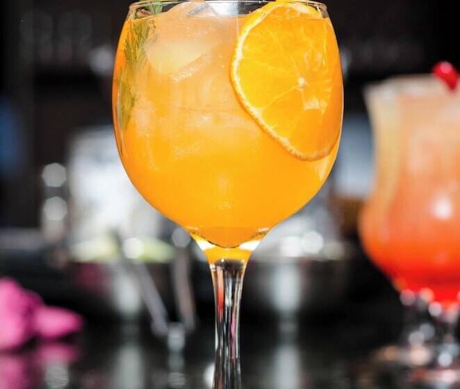 Roomshala 099 Hotel Jyoti Deluxe