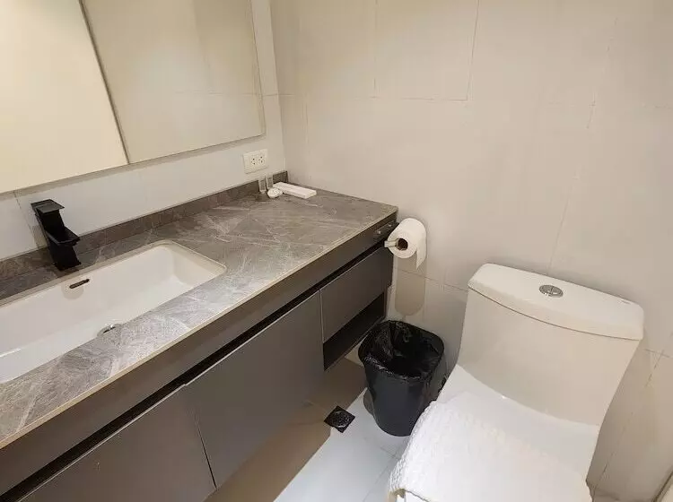 Travelite Express Hotel La Union