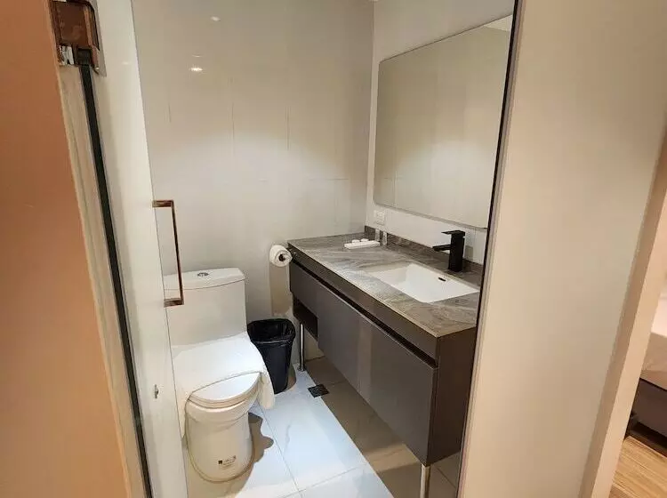 Travelite Express Hotel La Union