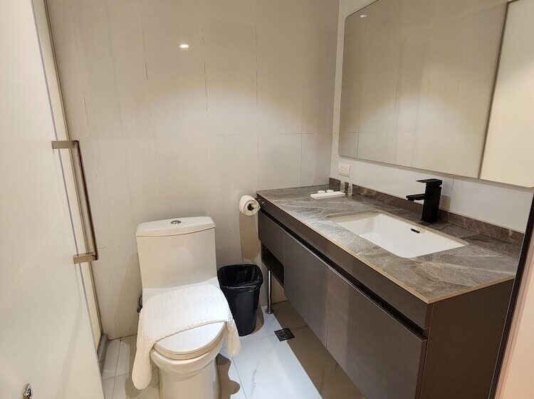 Travelite Express Hotel La Union