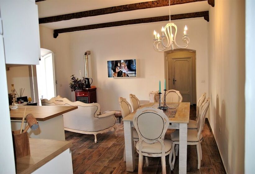 Room In B&b   Mariasofia Master Suite With Private Bathroom