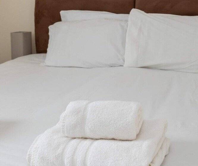 Bright & Contemporary 1bedroom Annexe   Herne Hill!