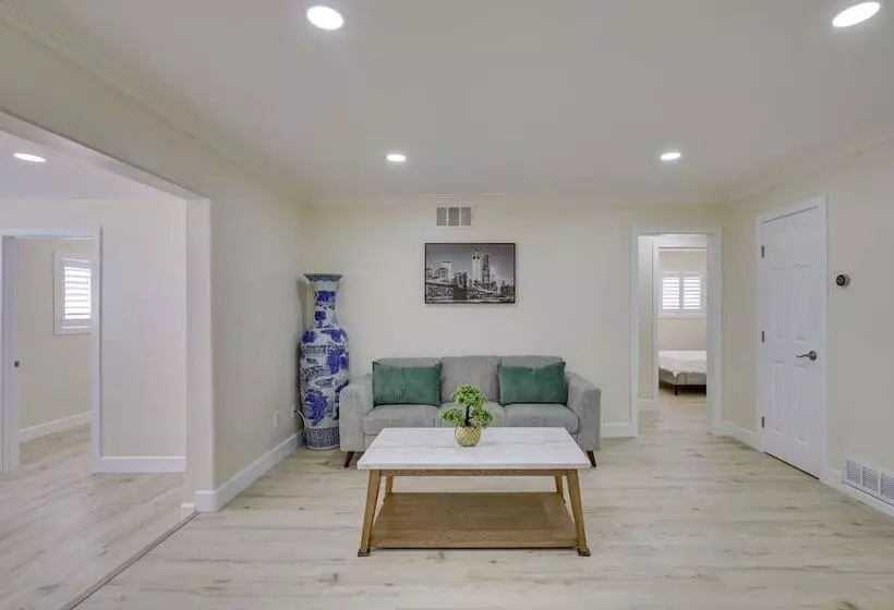 Centrally Located Retreat: 5 Mi To San Diego Zoo!