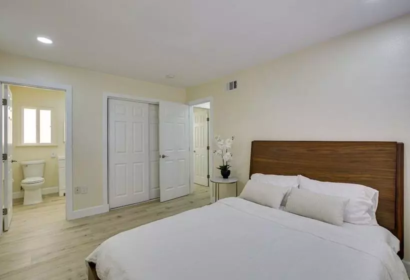 Centrally Located Retreat: 5 Mi To San Diego Zoo!