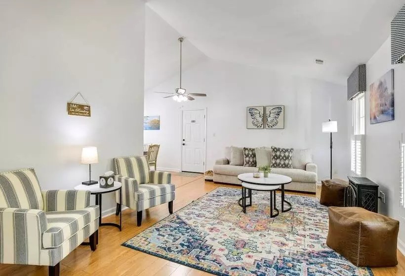 13 Mi To Annapolis: Dog Friendly Crofton Home!