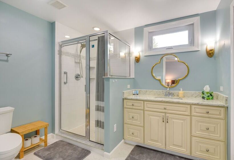 13 Mi To Annapolis: Dog Friendly Crofton Home!