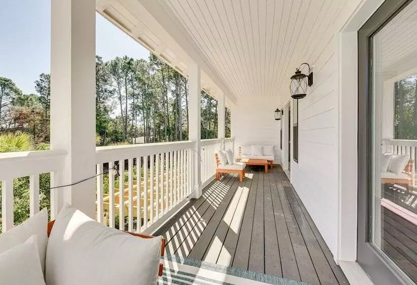 Florida Home   Grill & Pool Table, Walk To Beach