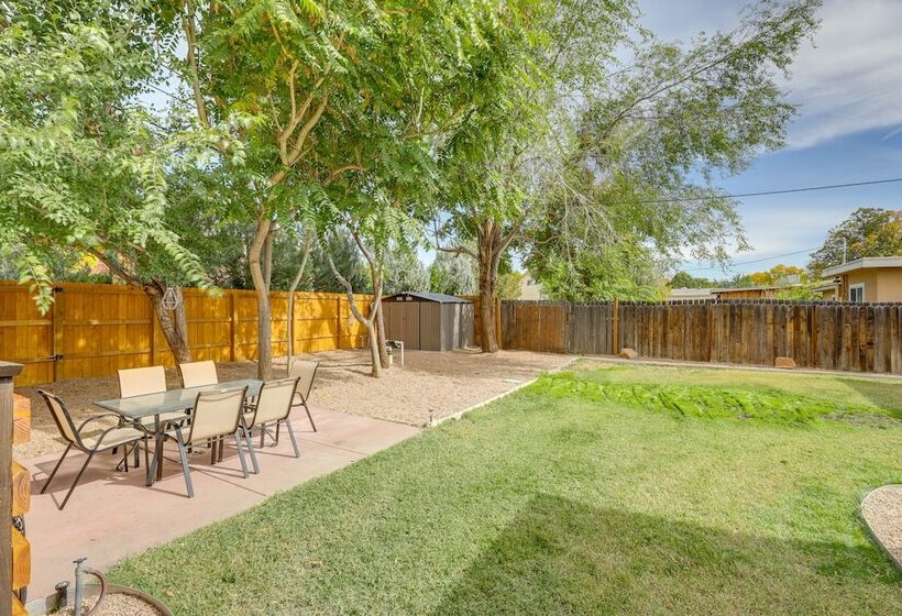 Grand Junction Home W/ Deck ~ 2 Mi To Downtown!