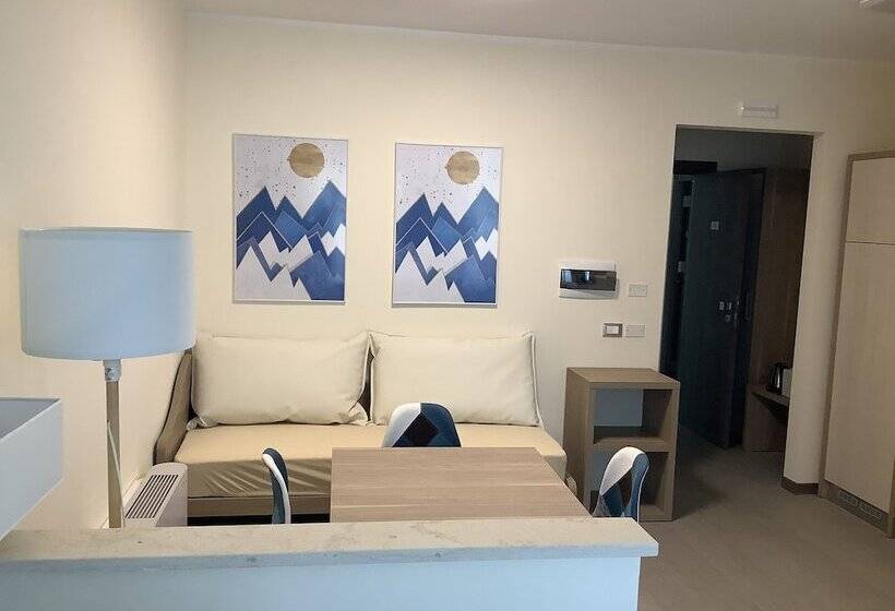 Хостел Arvo Residence Sila Lorica