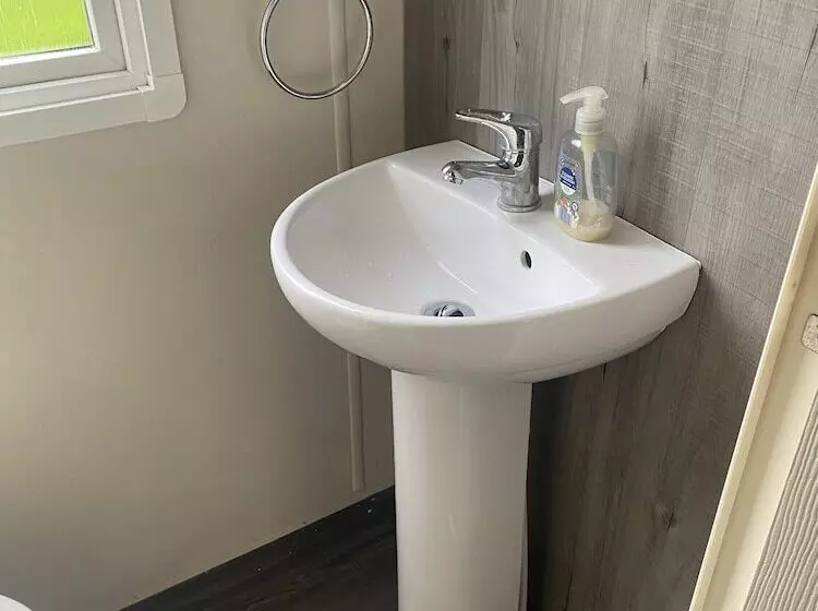 ホテル Beautiful 3 Bed Static Caravan In Padstow